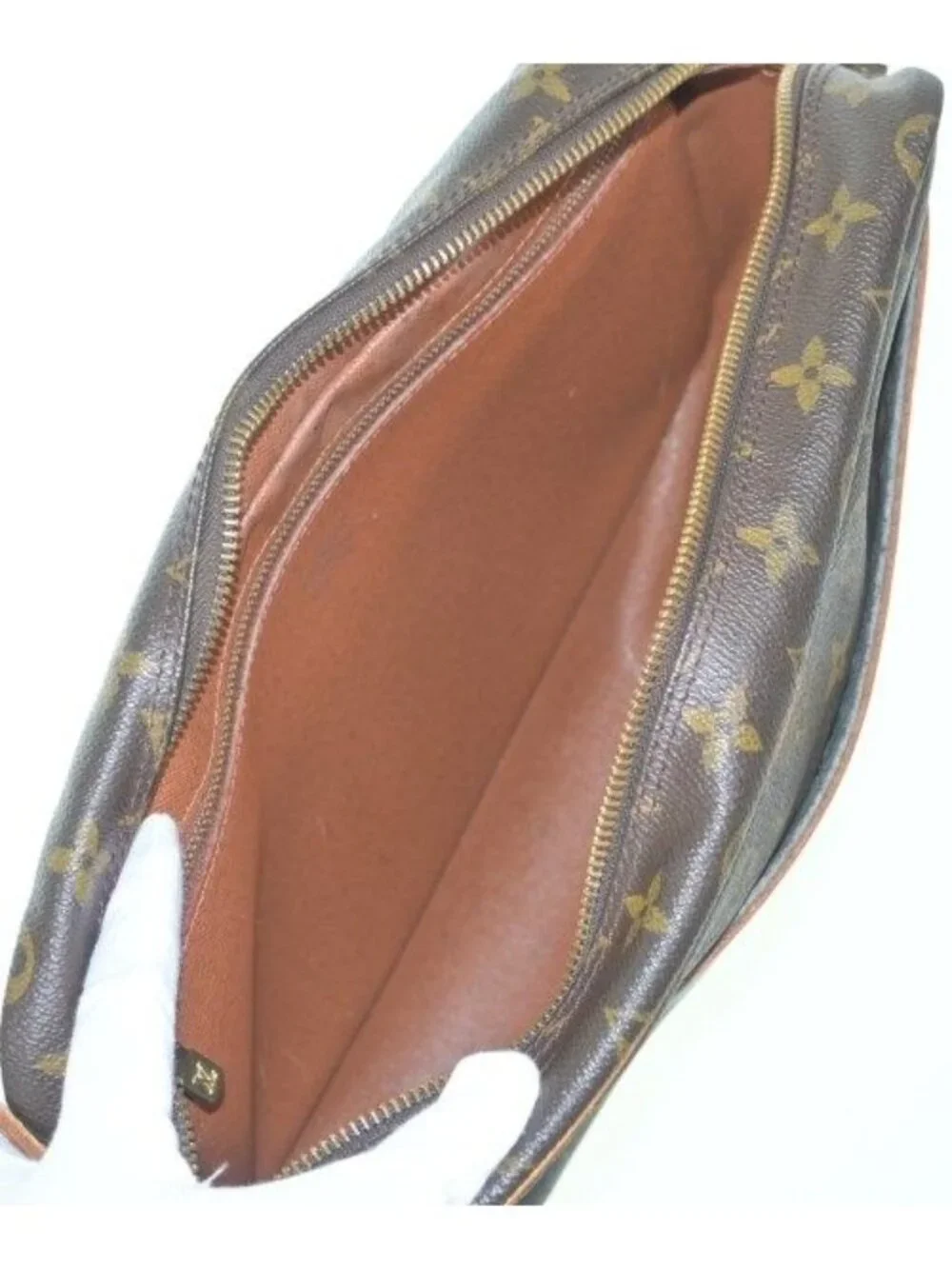 Louis Vuitton Shoulder Bag